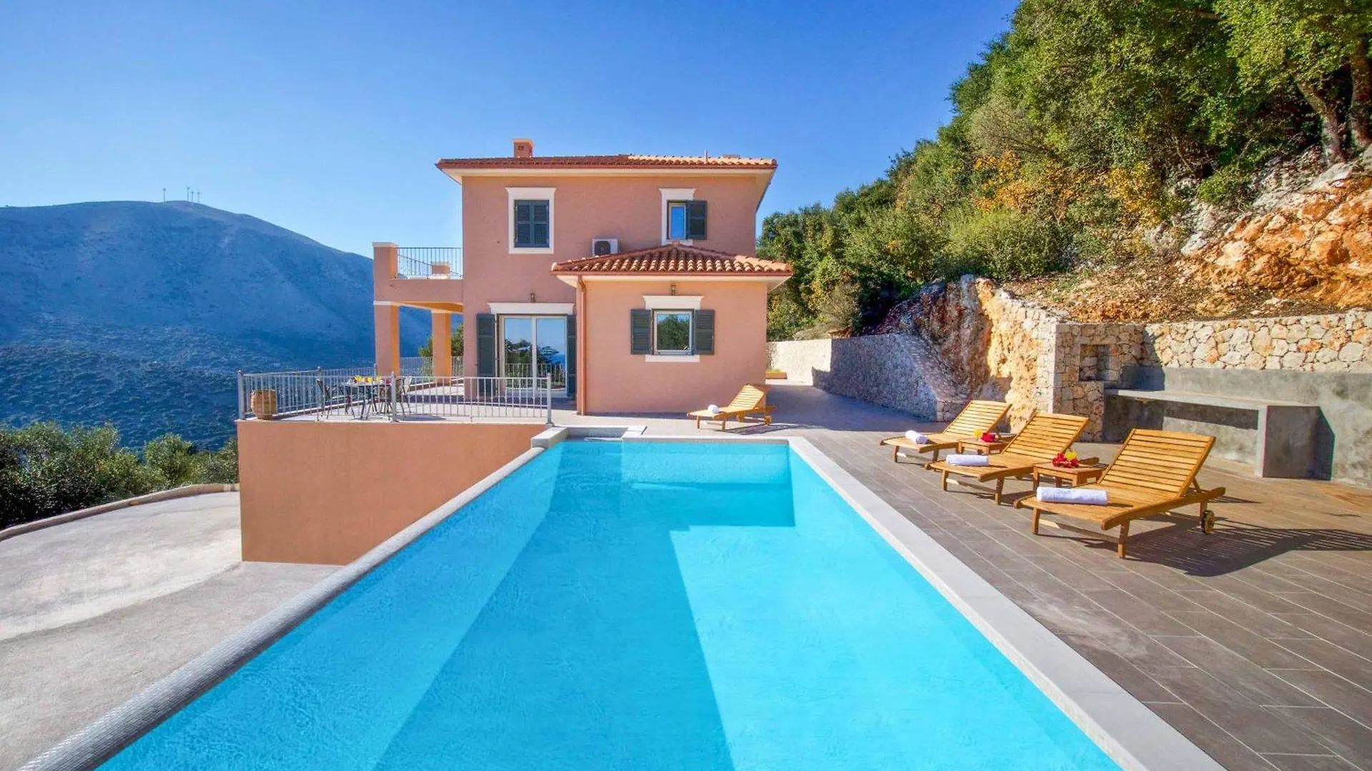 Villa Remvi Ferendinata 0*,  Greece